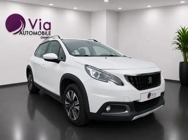 Peugeot 2008 view 3