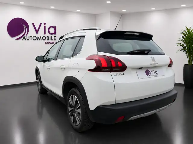 Peugeot 2008 view 7