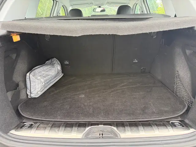Peugeot 2008 view 17