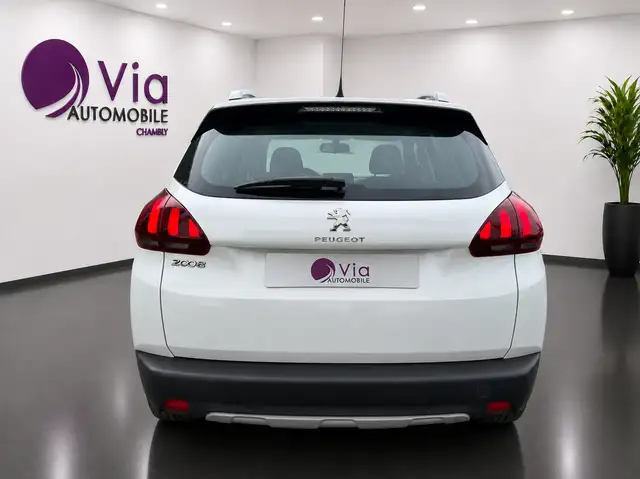 Peugeot 2008 view 6
