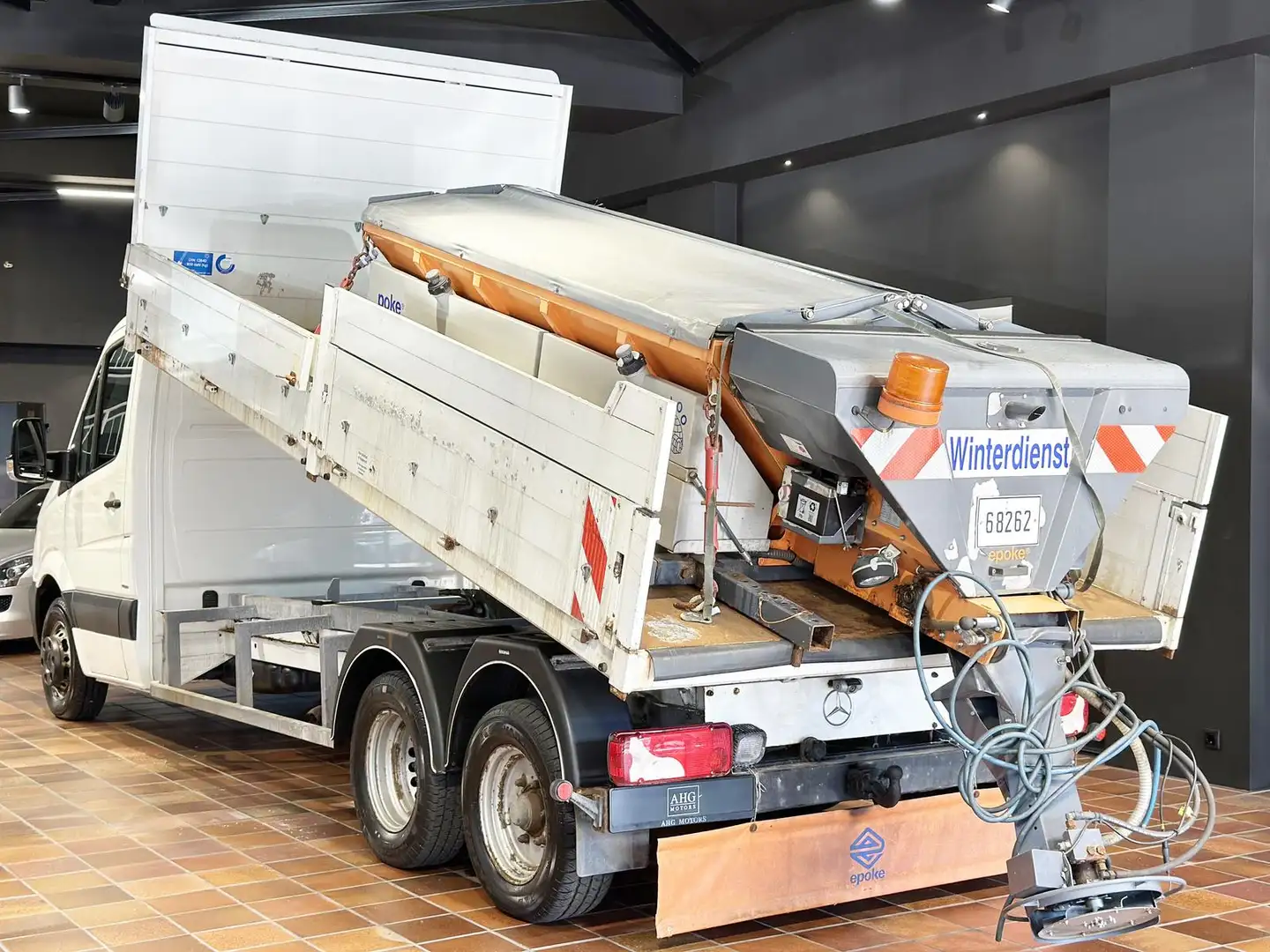 Mercedes-Benz Sprinter 719 V6 7,5t Winterdienst Kipper 3Achser Weiß - 2