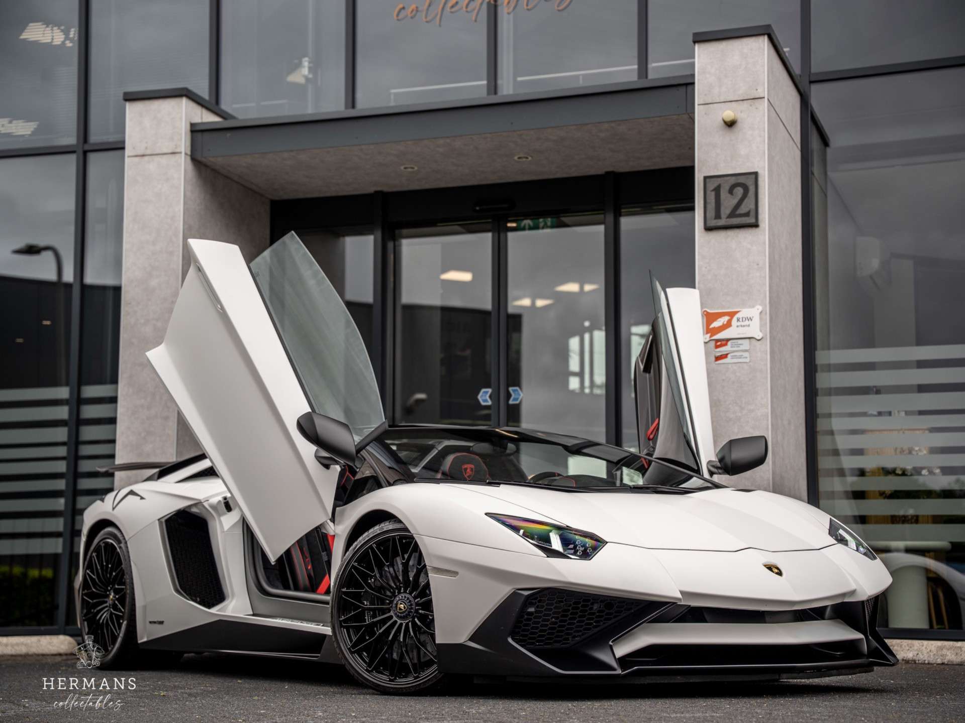 2017 Lamborghini Aventador