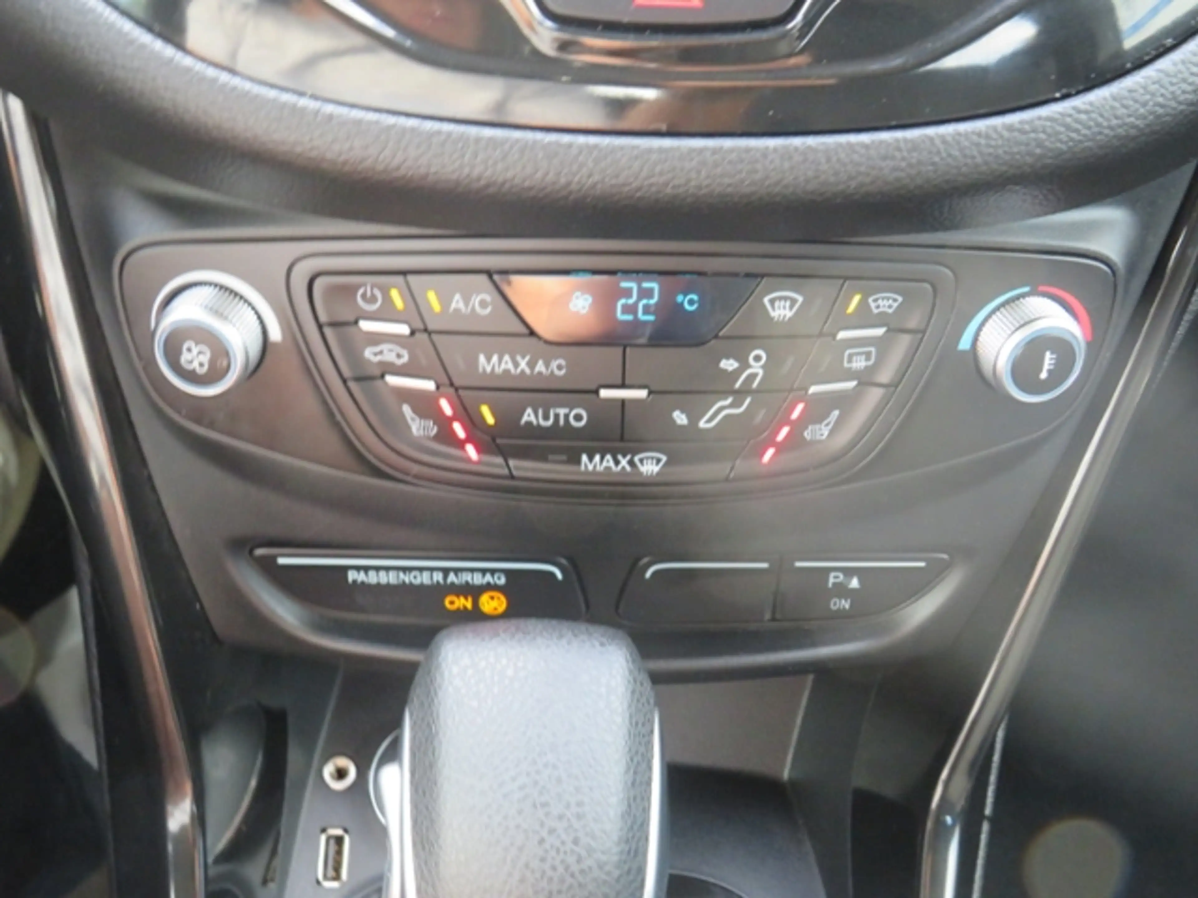 Ford B-Max Titanium KLIMA NAVI Automatik — photo 10