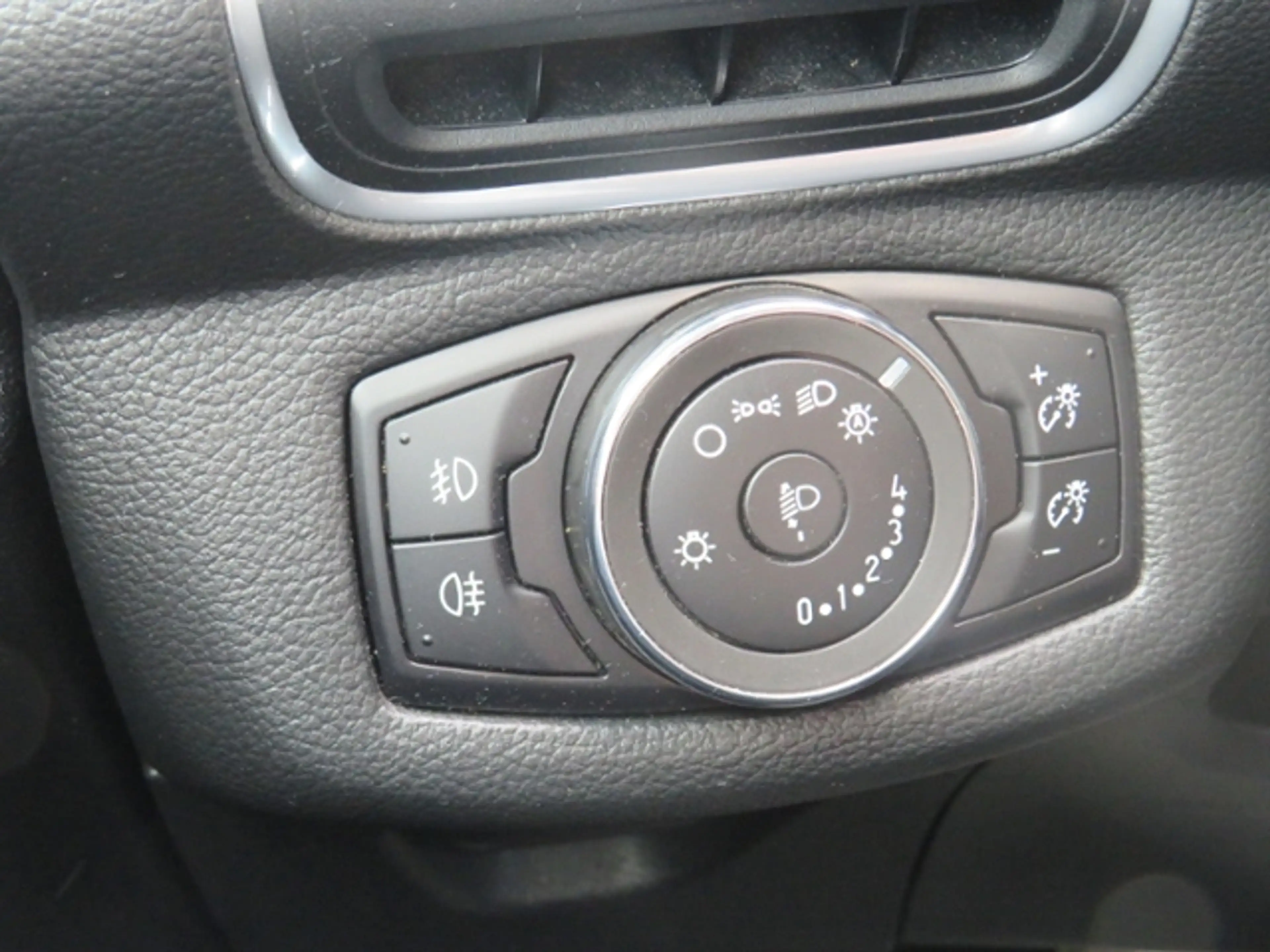 Ford B-Max Titanium KLIMA NAVI Automatik — photo 13