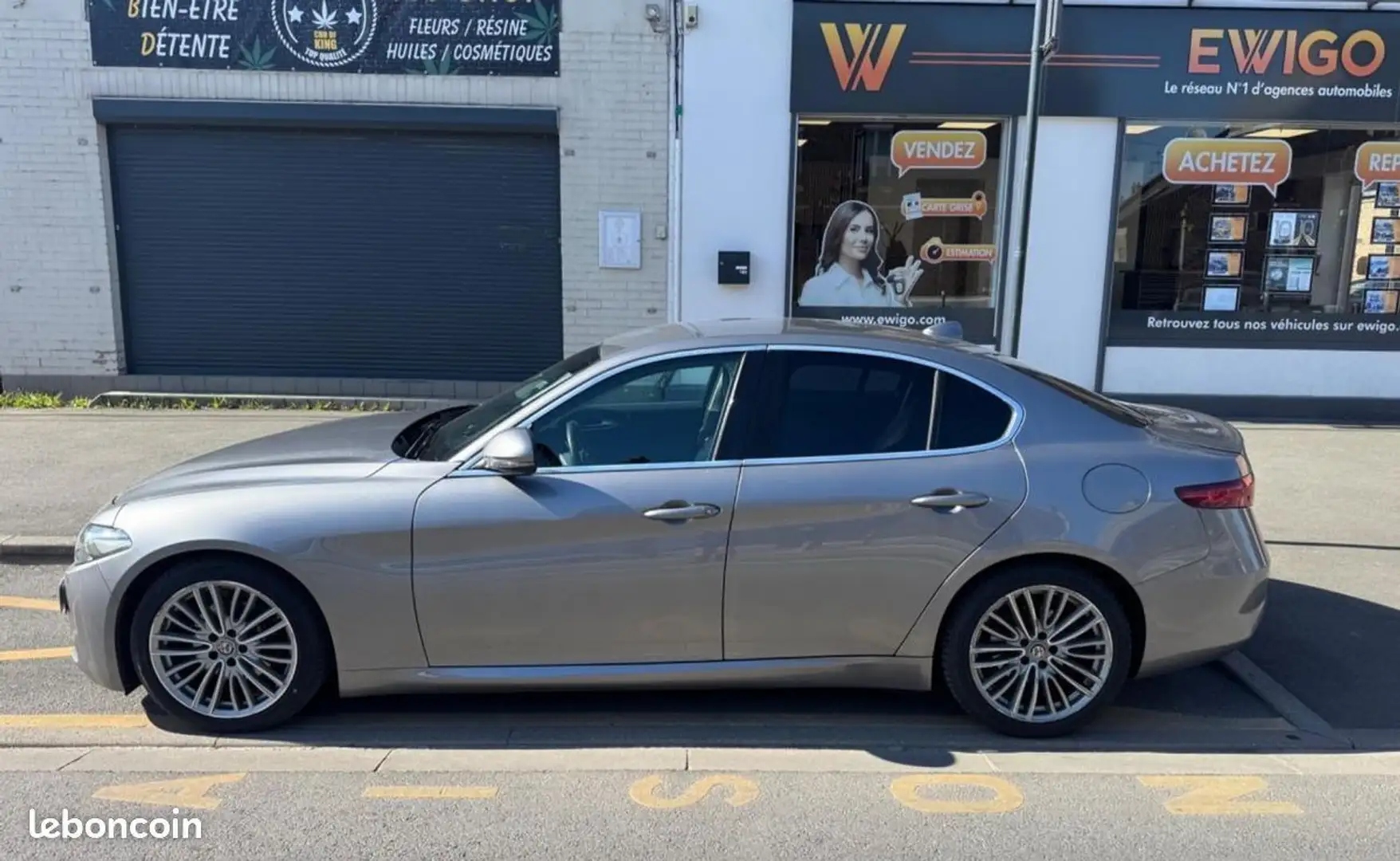 Alfa Romeo Giulia 2.2 180ch AT8 LUSSO Gris - 2