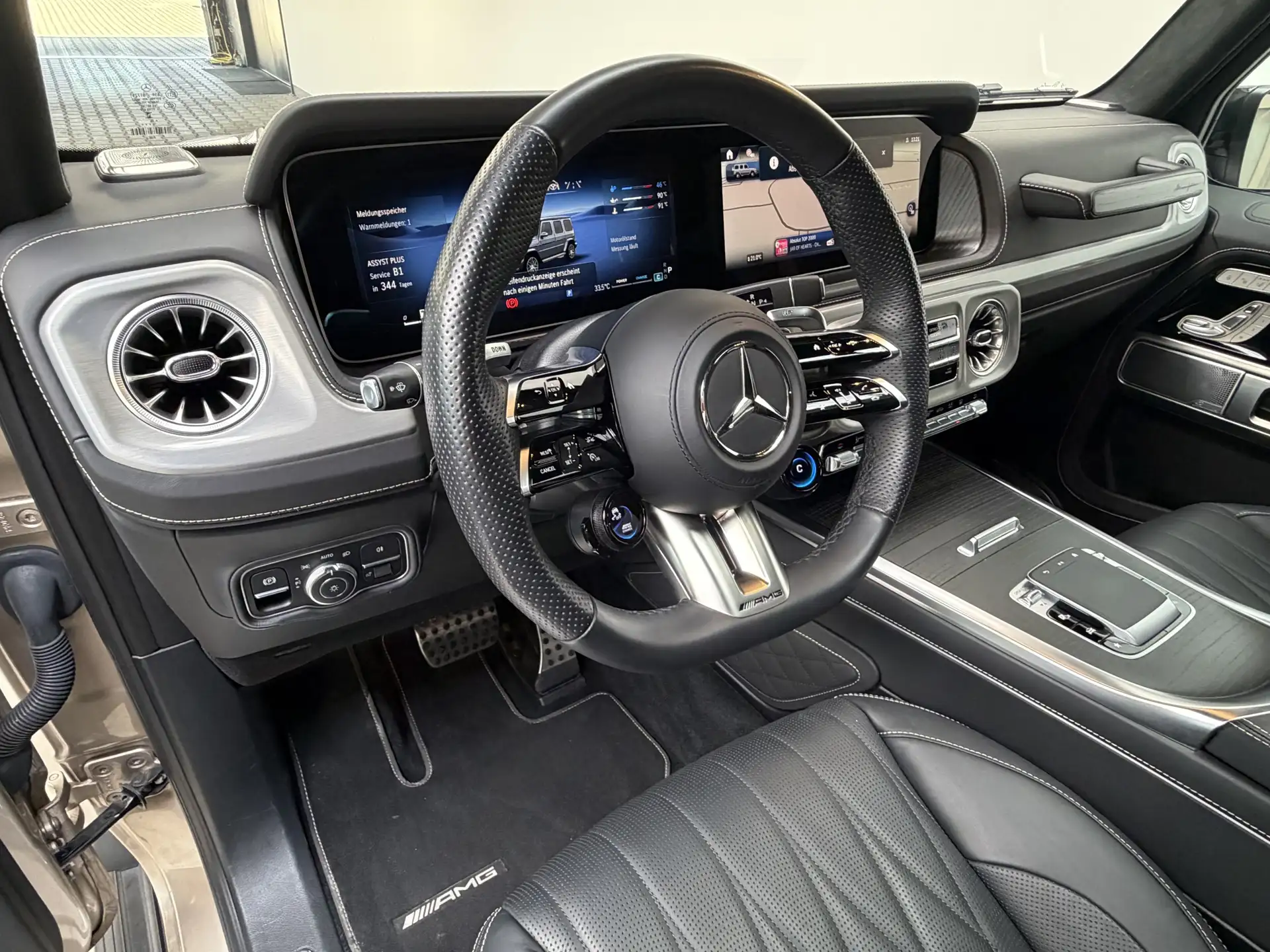 Mercedes-Benz G-Class G 63 AMG 2025 실버 사진 8