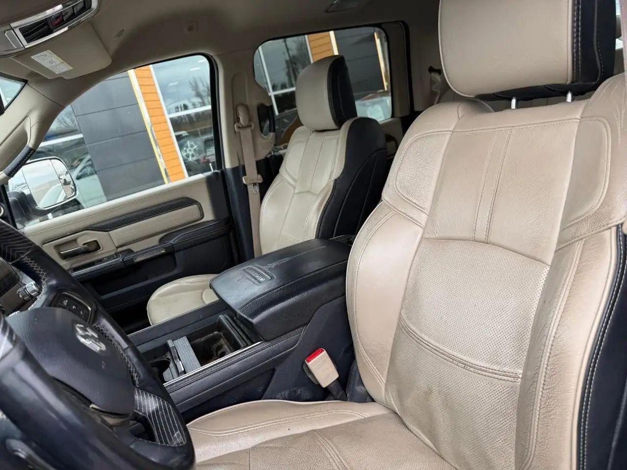 RAM 2500 снимка RAM 2500