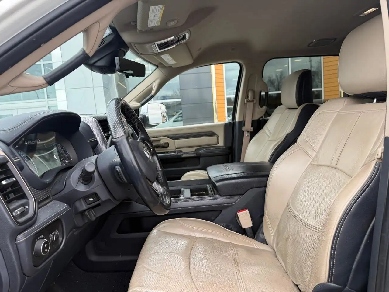 RAM 2500 снимка RAM 2500