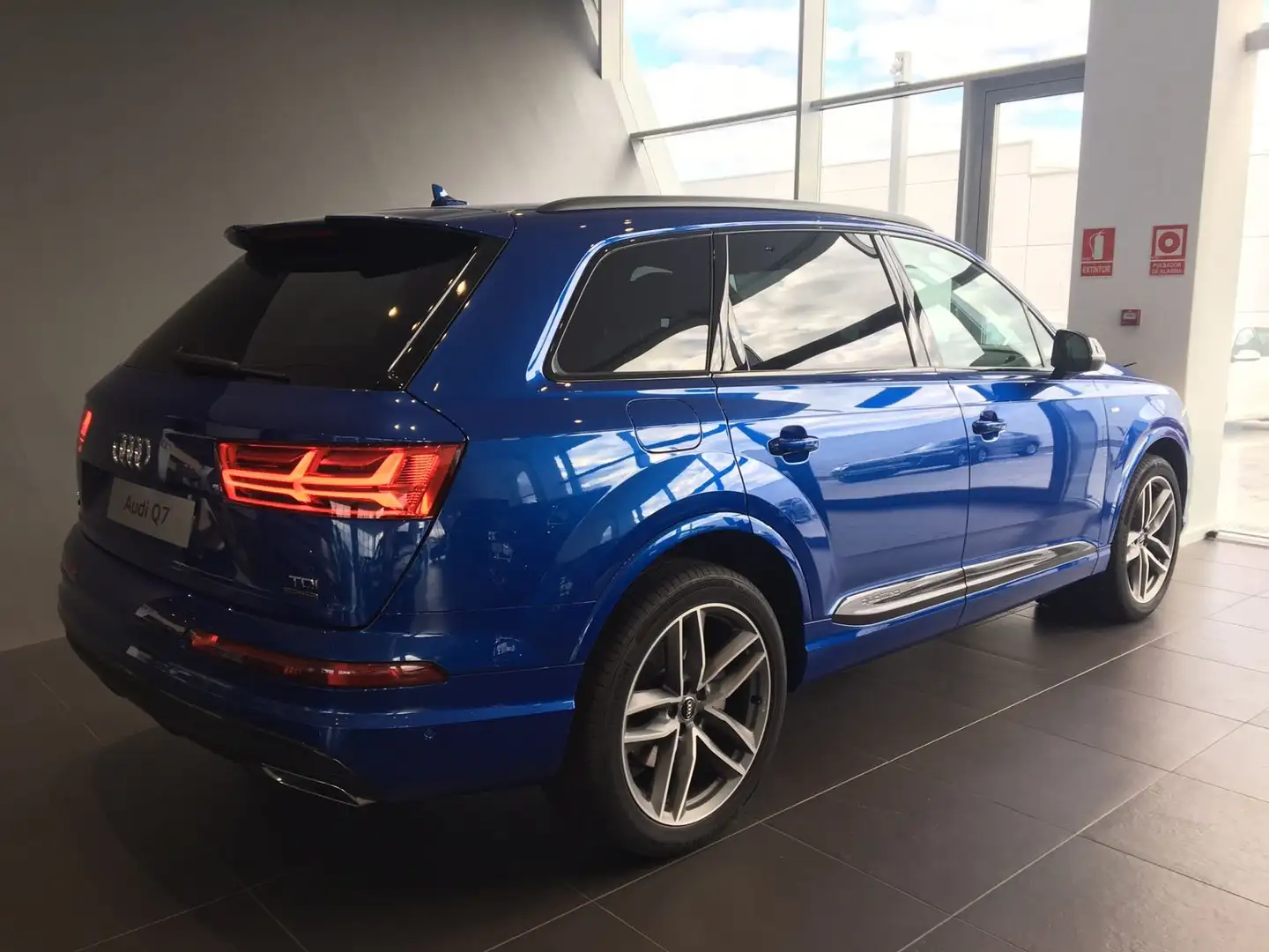 Audi Q7 Q7 3.0TDI Black line edition quattro Tip.SLINE Azul - 2