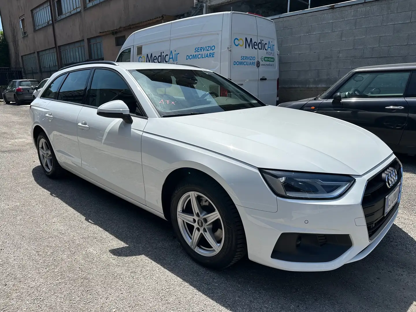 Audi A4 A4 Avant 30 2.0tdi mhev Business Ad 136cv s-tronic Bianco - 1