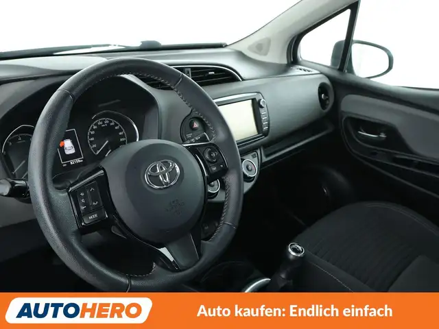 Toyota Yaris view 11