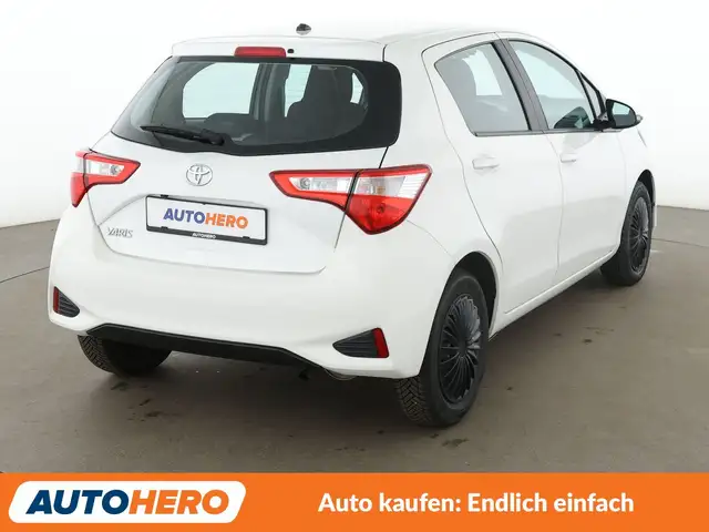 Toyota Yaris view 6