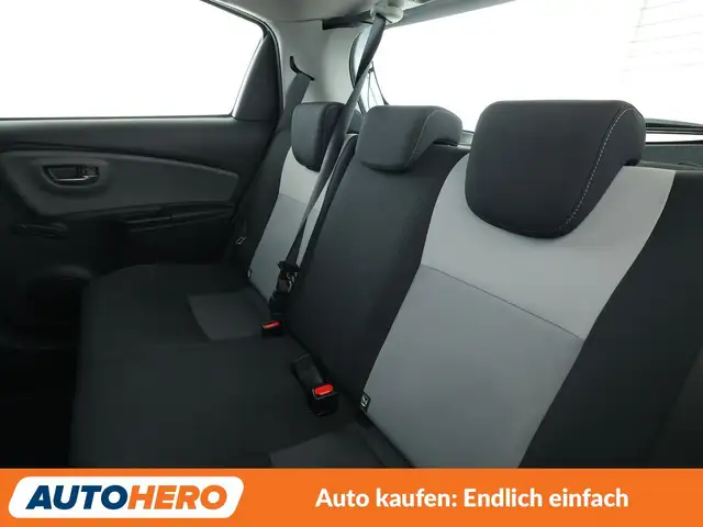 Toyota Yaris view 14