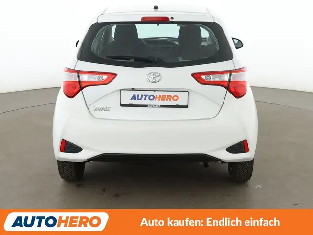 Toyota Yaris view 5