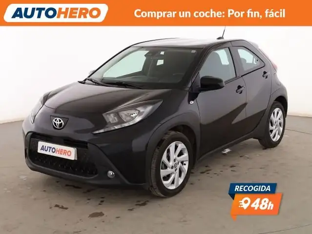 Toyota Platz main image