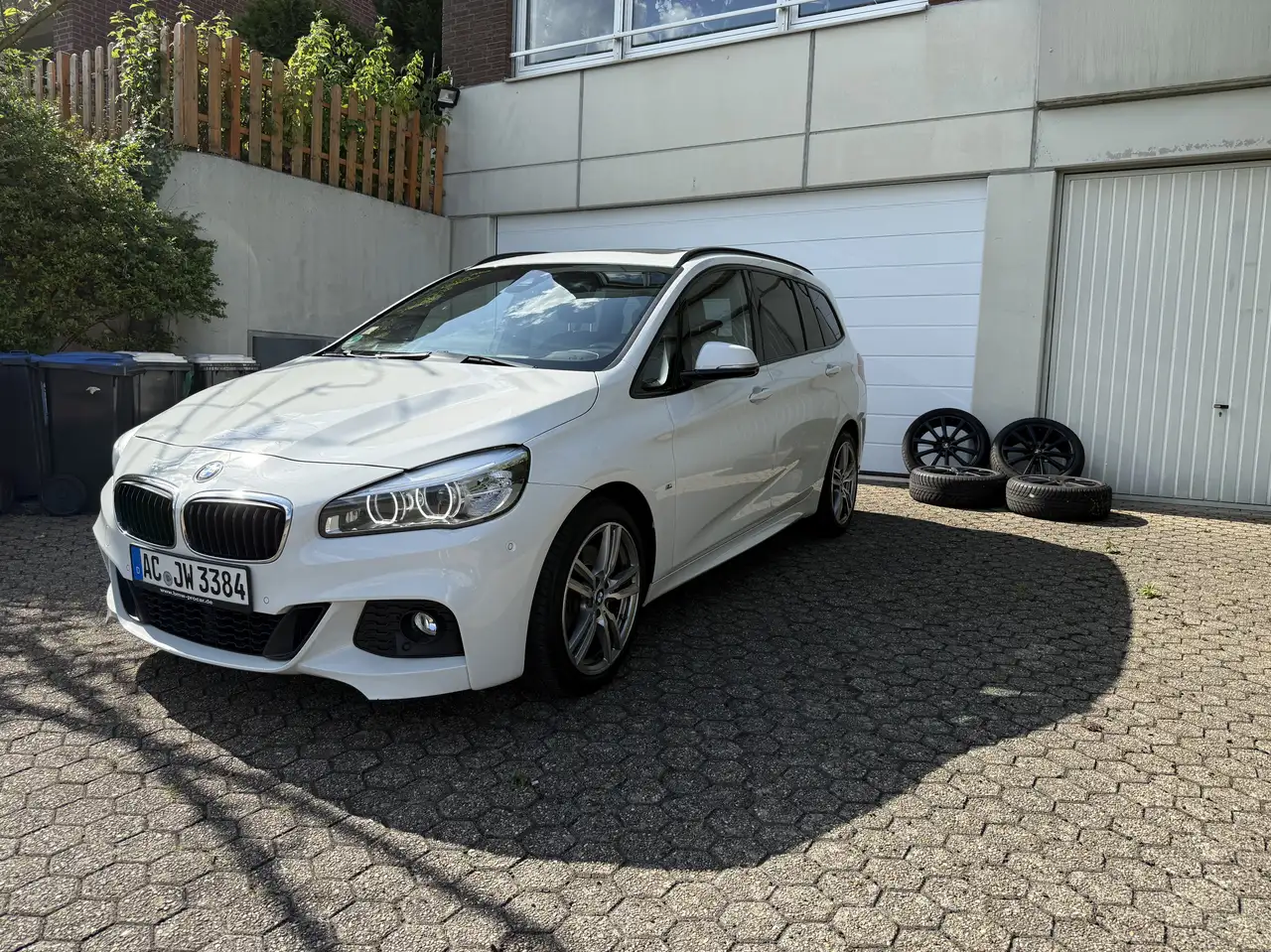 BMW 220