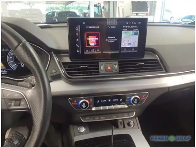 Audi Q5 view 5