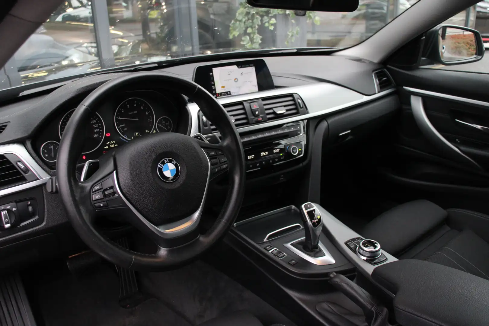 BMW 420 4-serie Coupé 420i Executive Sportline Gris - 2