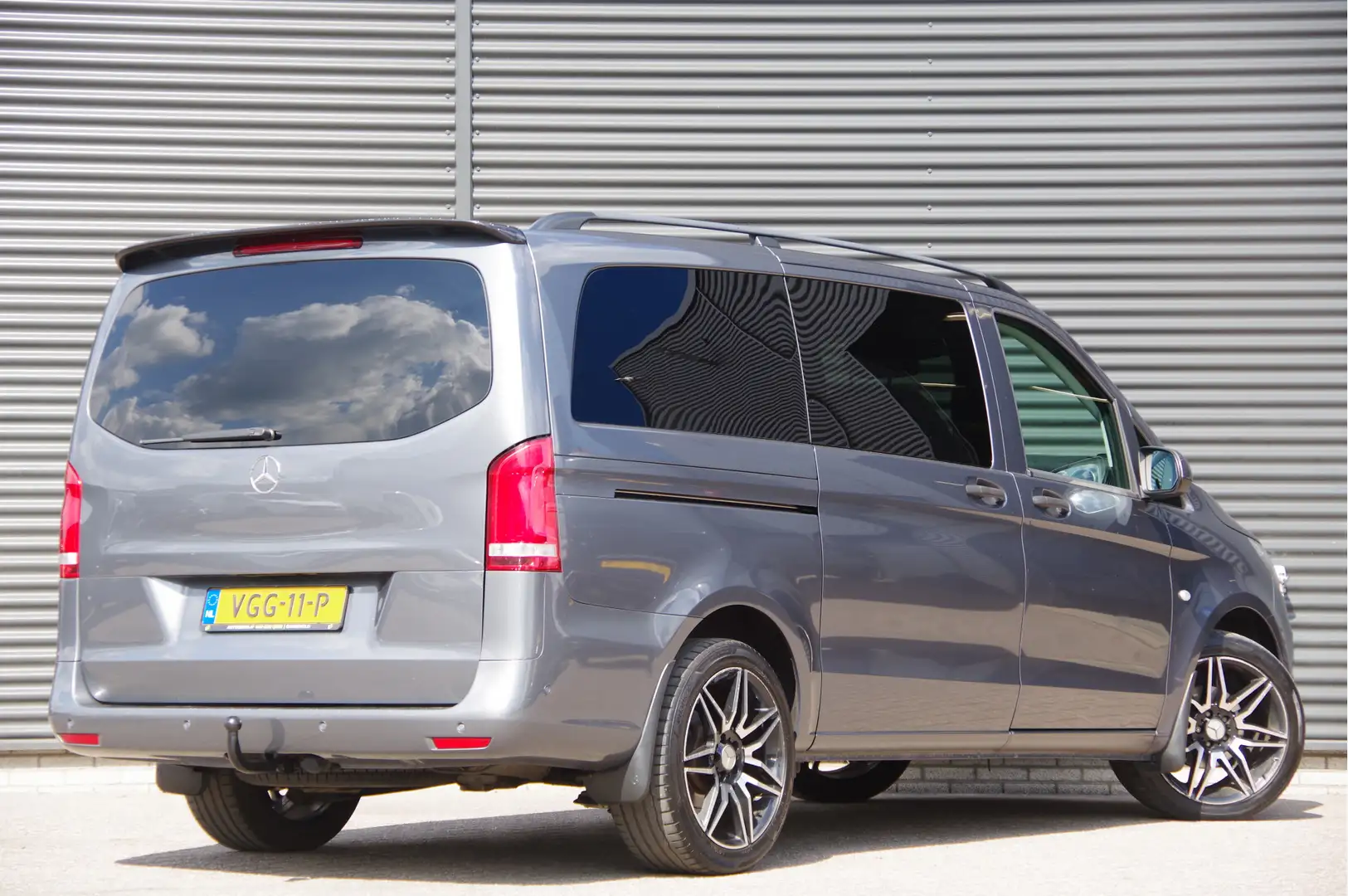 Mercedes-Benz Vito 116 CDI L2 DC-5P, MARGE, AUT. LED, TREKHAAK, CAMER Grijs - 2