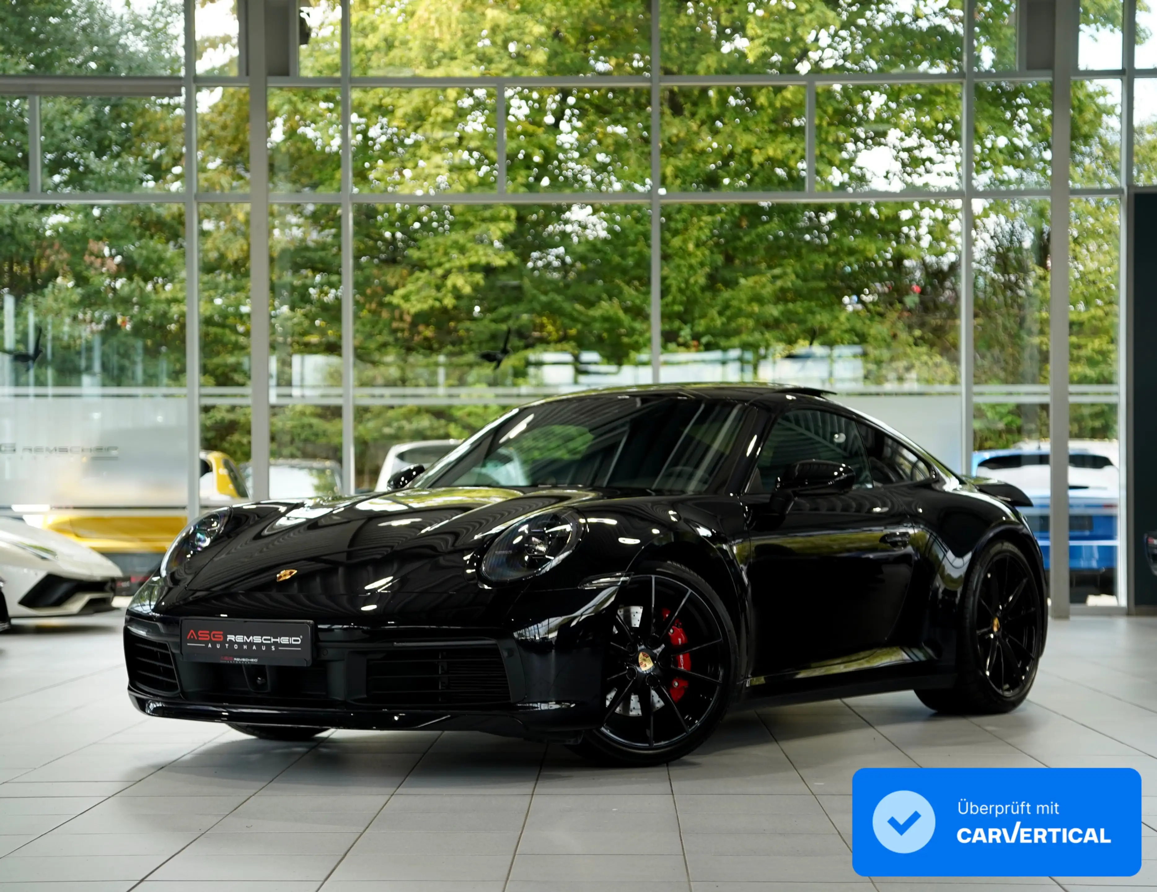 Porsche 911 Coupé Carrera 4S *Chrono *Pano*S-Abgas