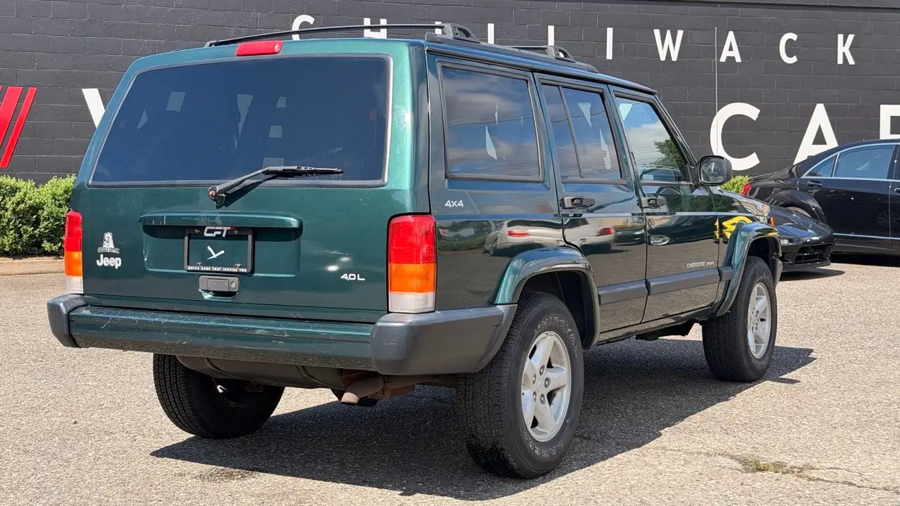 Jeep Cherokee снимка Jeep Cherokee