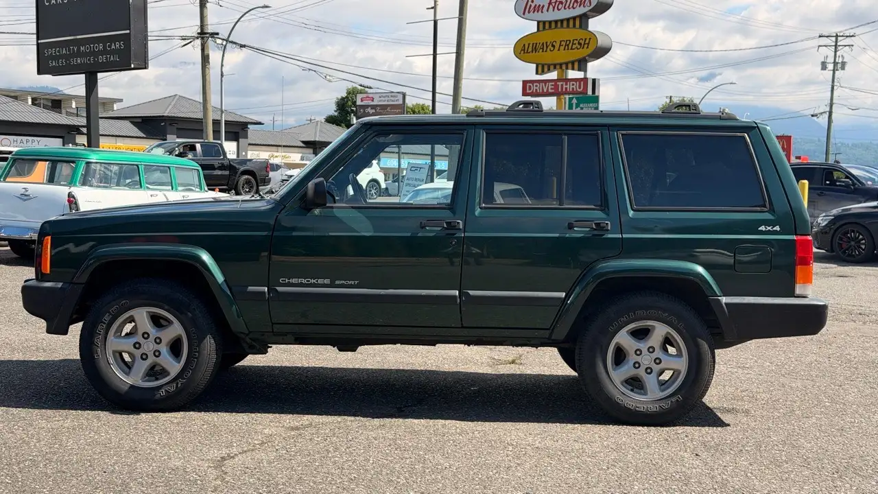 Jeep Cherokee снимка Jeep Cherokee