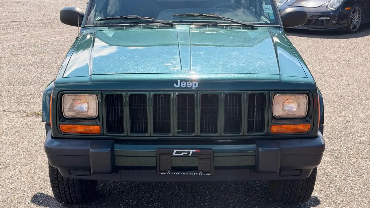 Jeep Cherokee снимка Jeep Cherokee