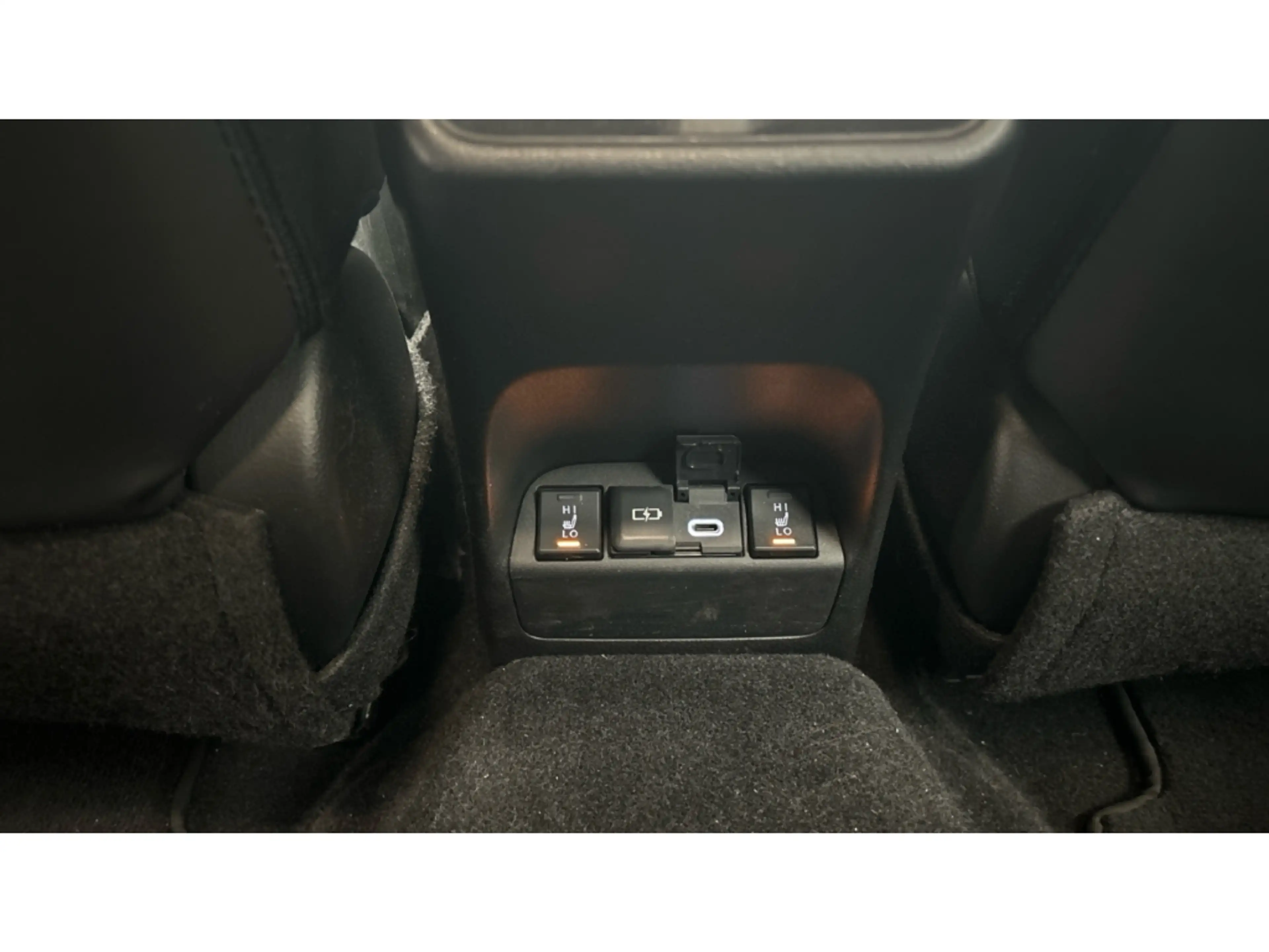 Lexus UX 300e Luxury Line Kamera Navi LED Leder Sitzklima — photo 13