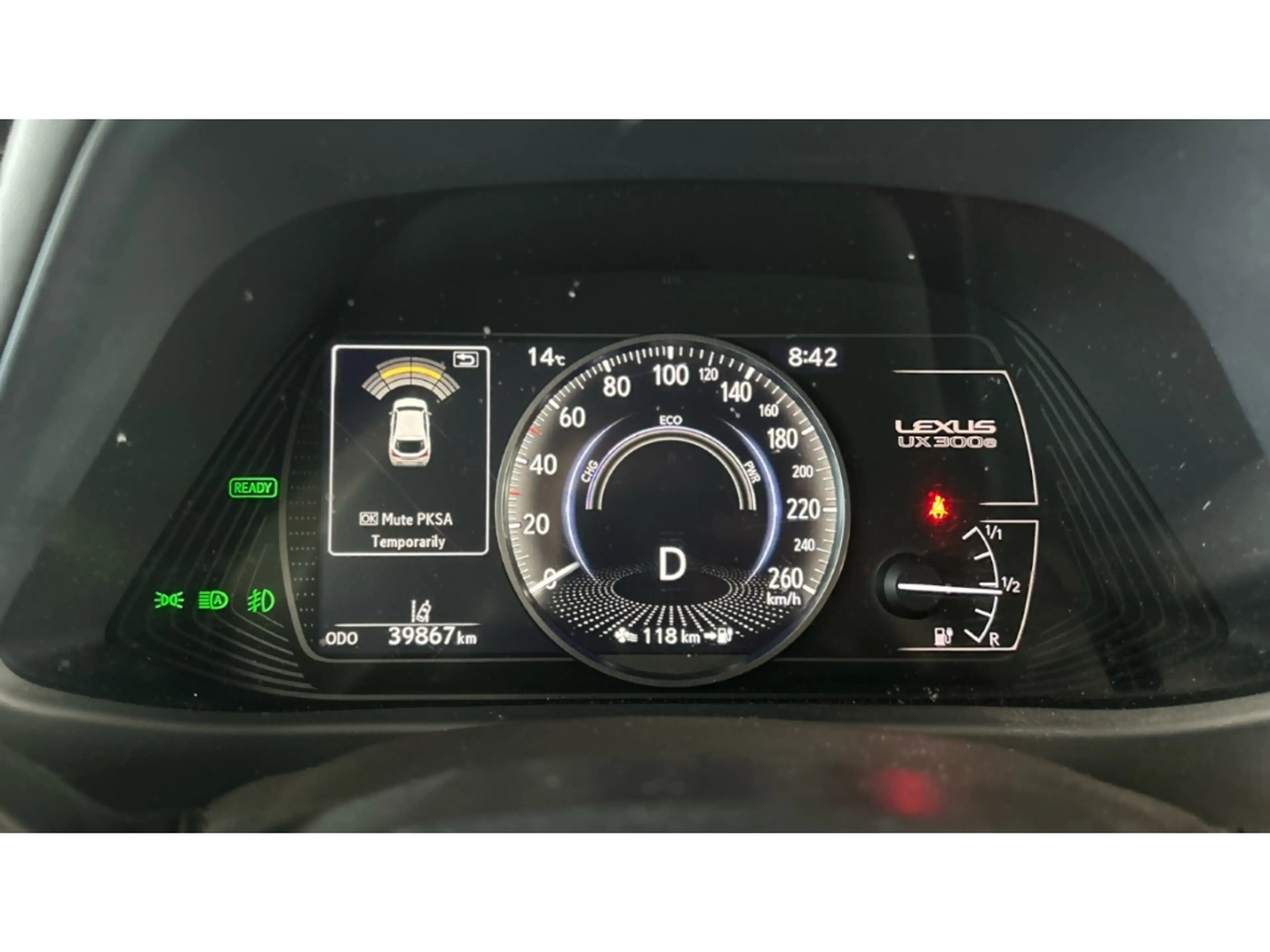 Lexus UX 300e Luxury Line Kamera Navi LED Leder Sitzklima — photo 8