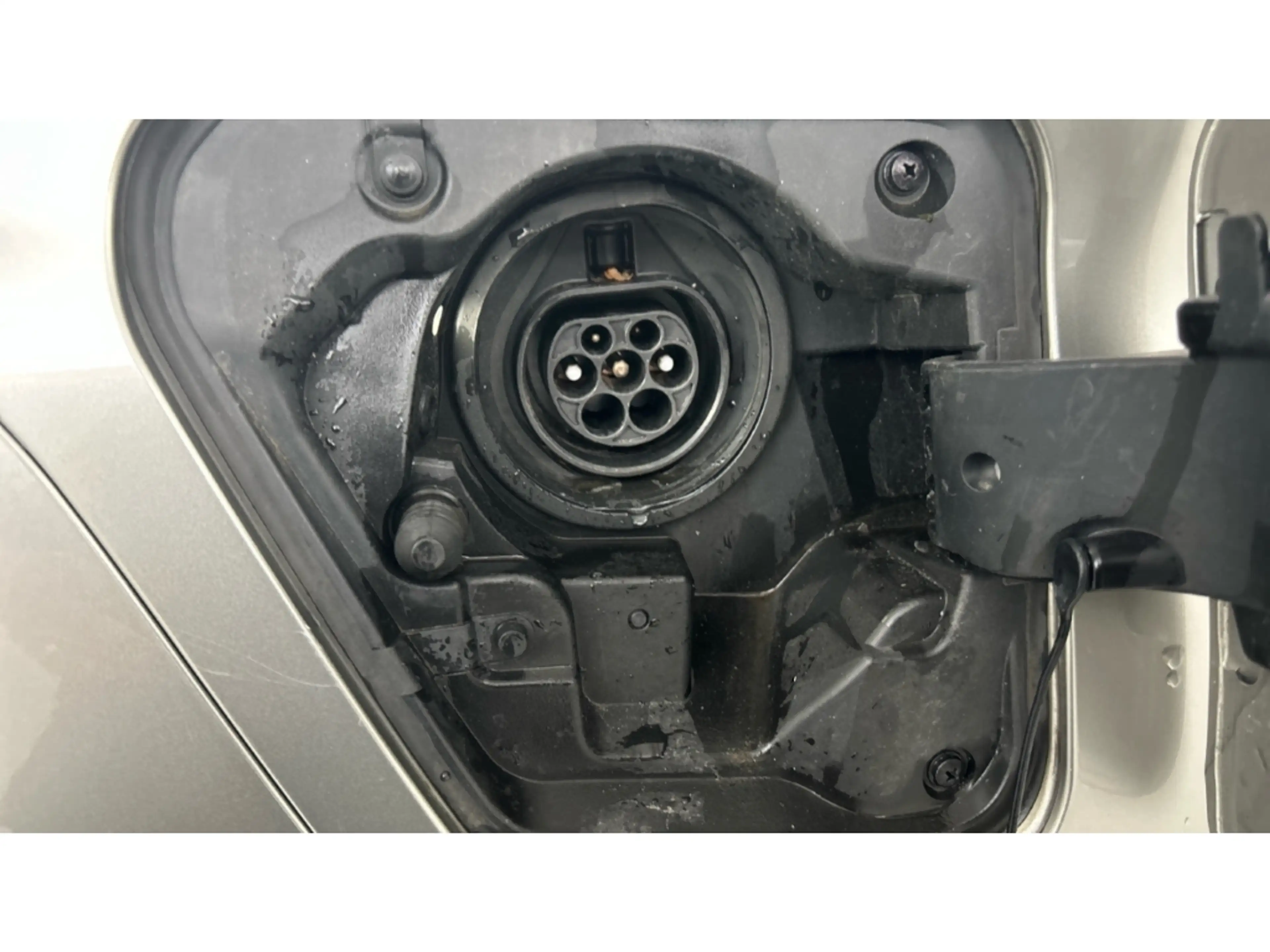 Lexus UX 300e Luxury Line Kamera Navi LED Leder Sitzklima — photo 15