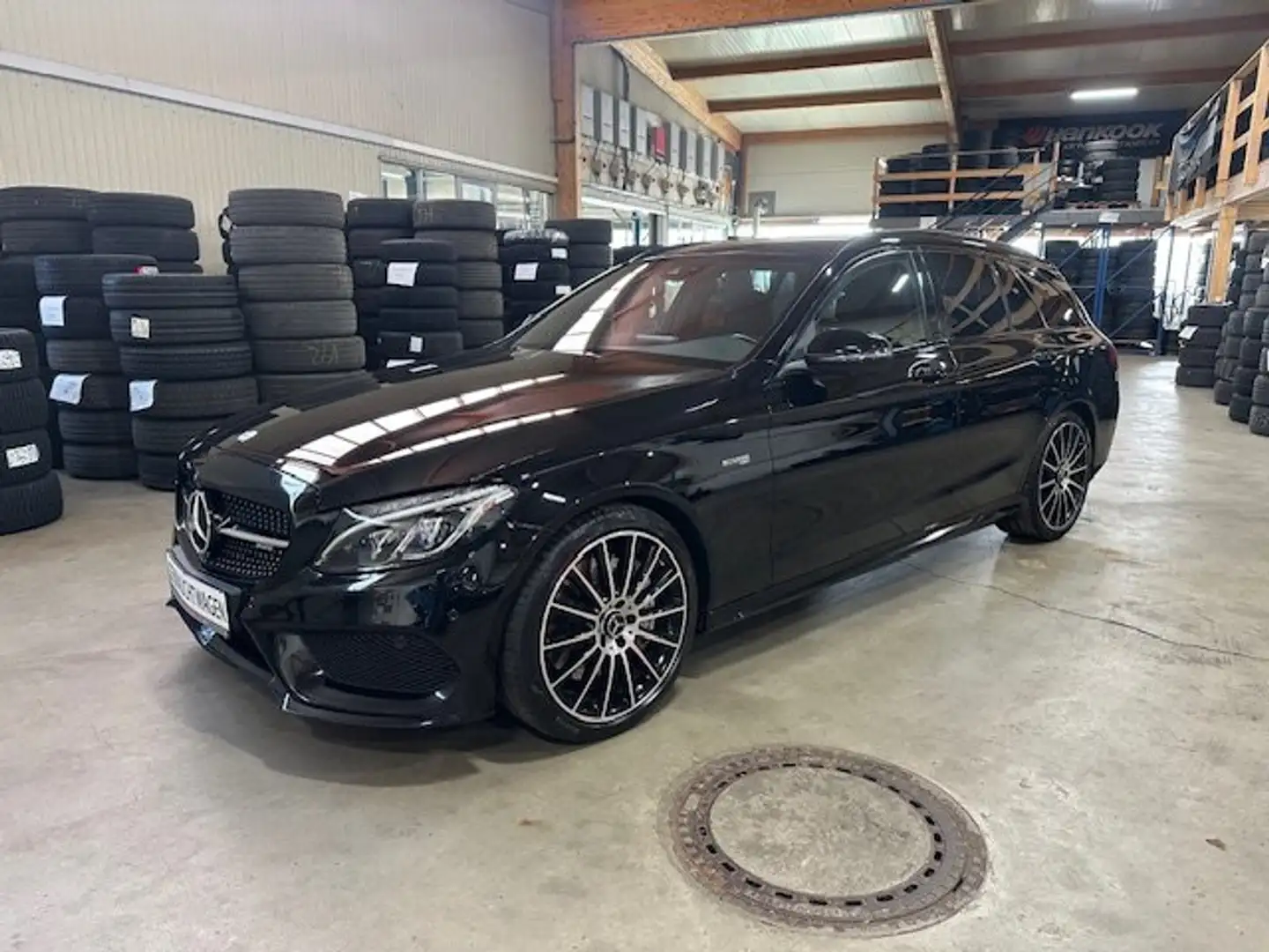 Mercedes-Benz C 43 AMG C 43 T AMG 4Matic (205.264) Schwarz - 2