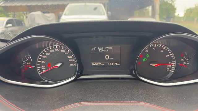 Peugeot 308 view 12