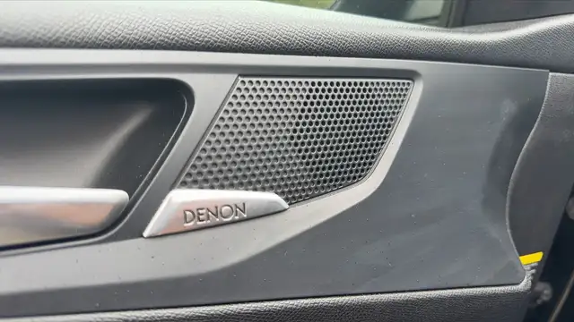 Peugeot 308 view 13