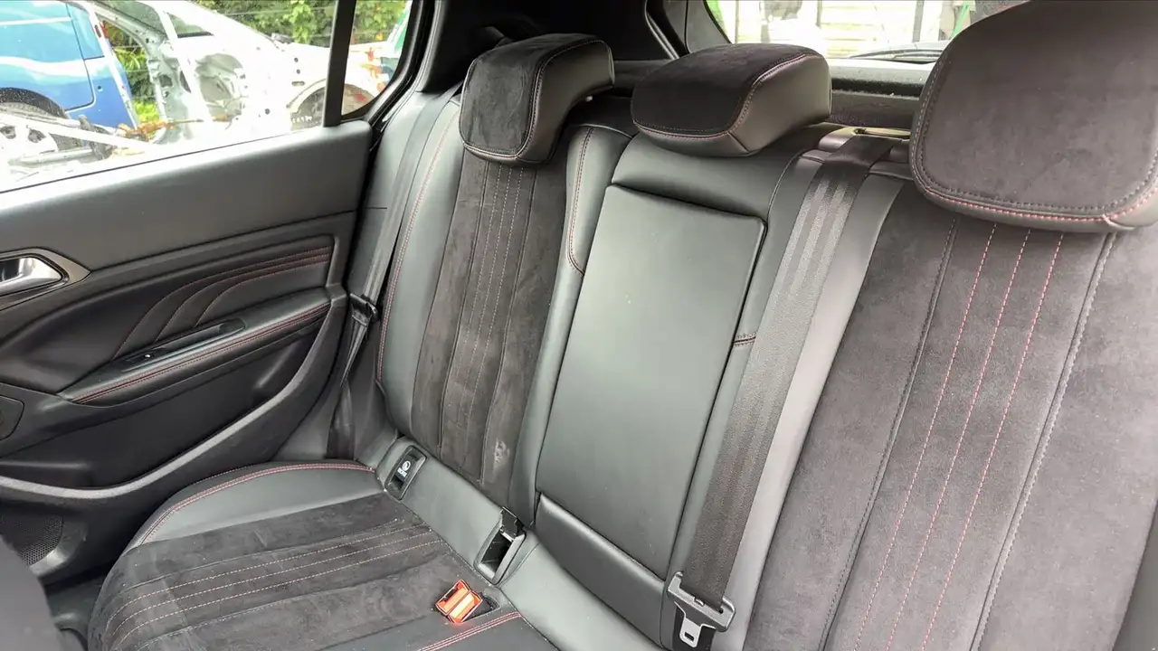 Peugeot 308 308 — photo 9