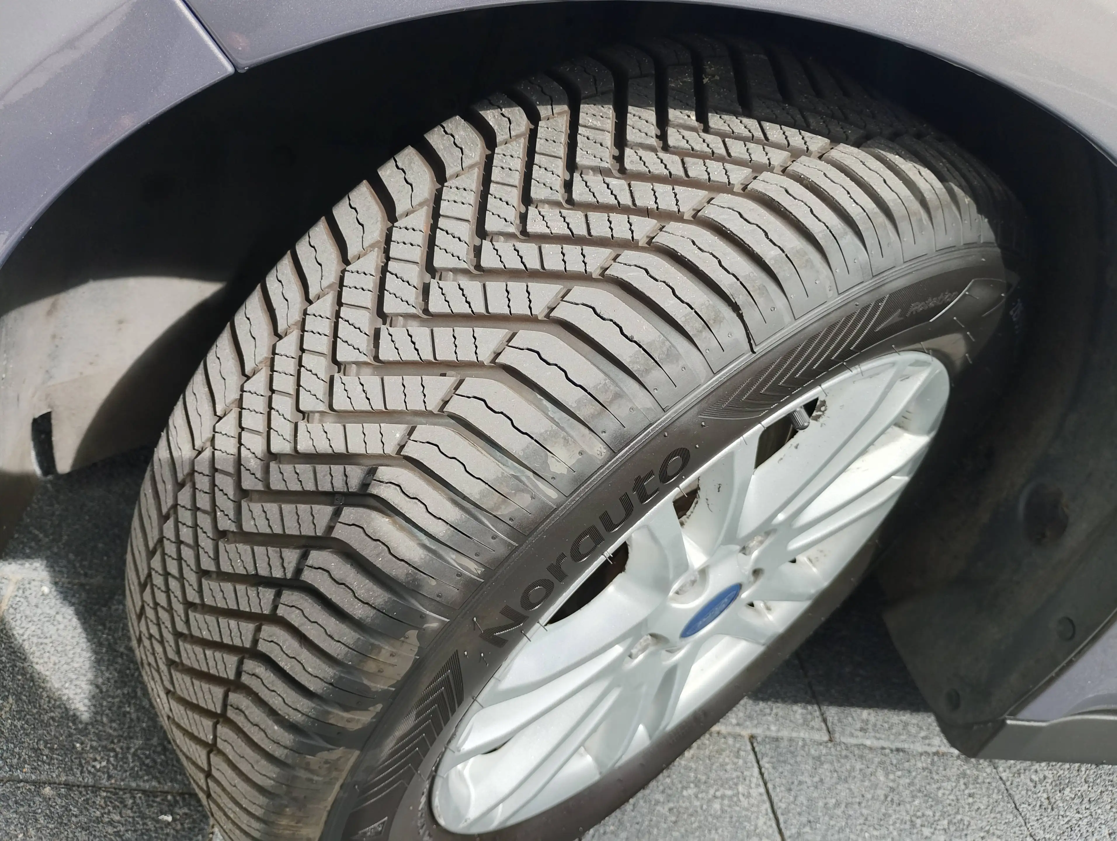 Ford Grand C-Max Titanium — photo 13