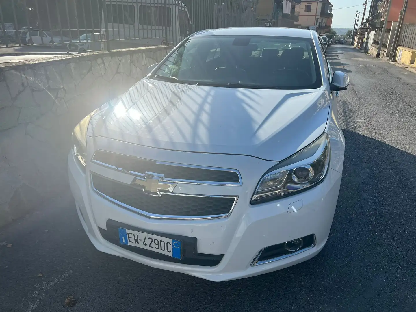Chevrolet Malibu Malibu 2.0d LTZ(SI VALUTA SCAMBIO/PERMUTA CON SUV) Wit - 1