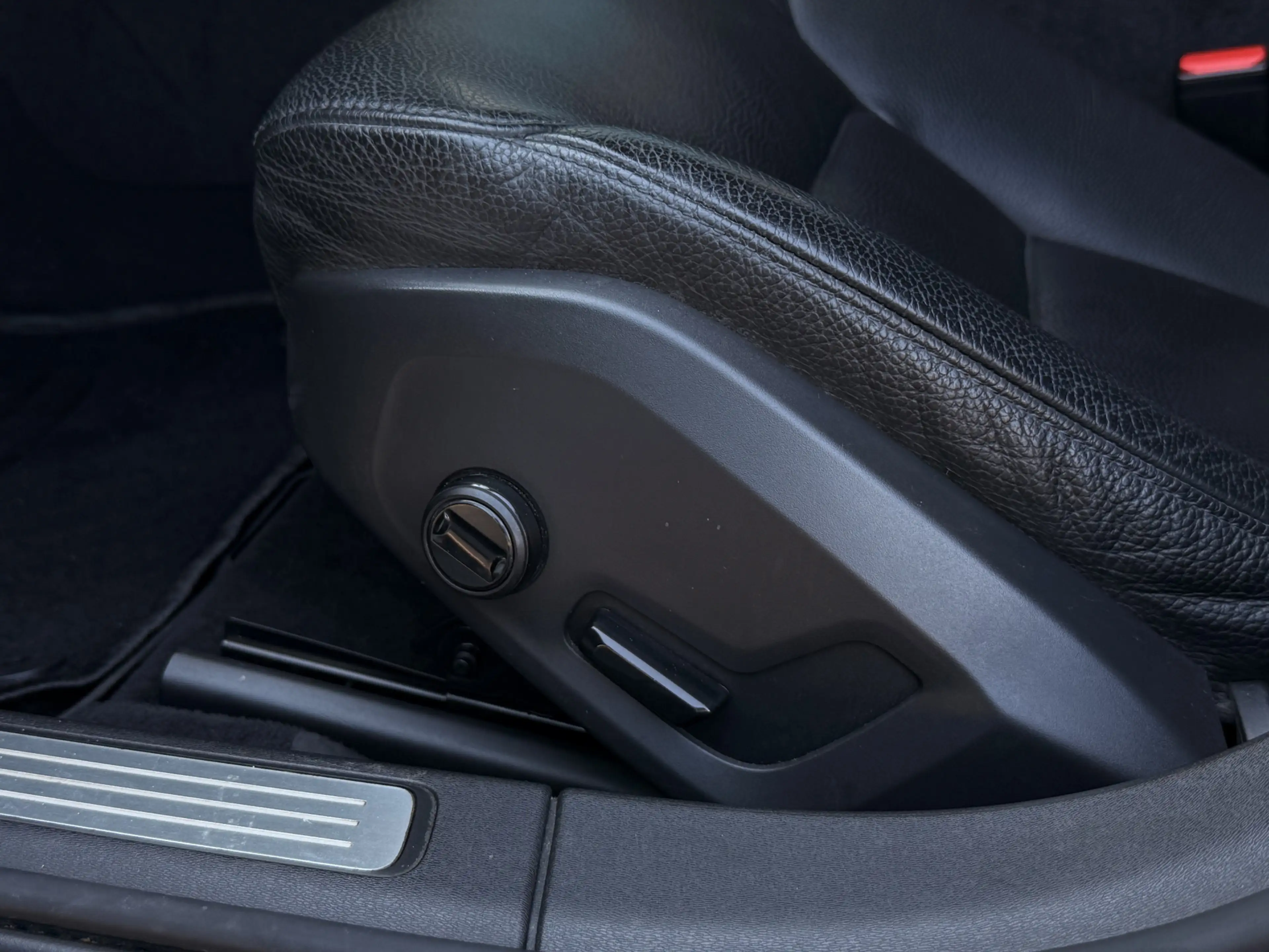 Volvo S90 2.0 T4 Momentum | Leder | Parkeersensor | ACC | Ap — photo 6