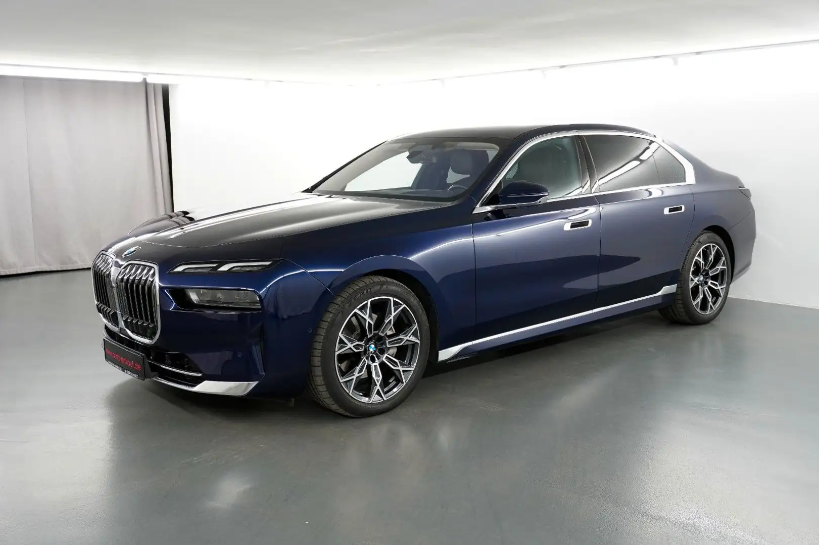 BMW 740 d xDrive Design Pure Excellence Innovation Bleu - 1