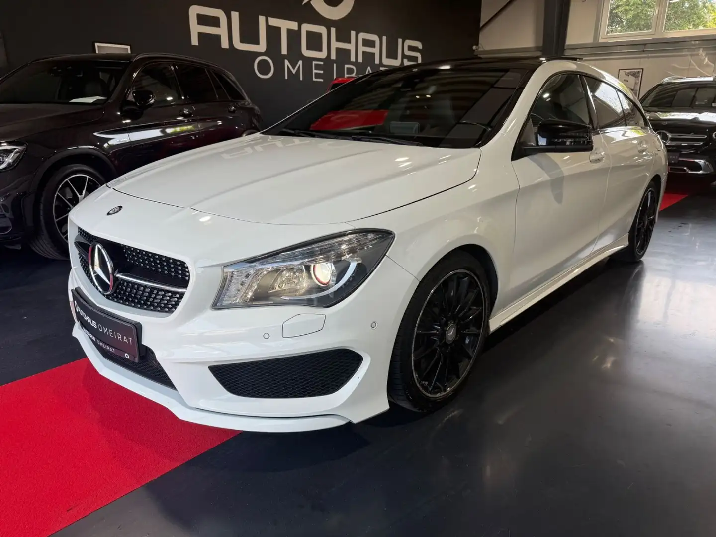 Mercedes-Benz CLA 220 CLA 220 d SB AMG Line Pano/R-Kamera/Klimaauto. Weiß - 1