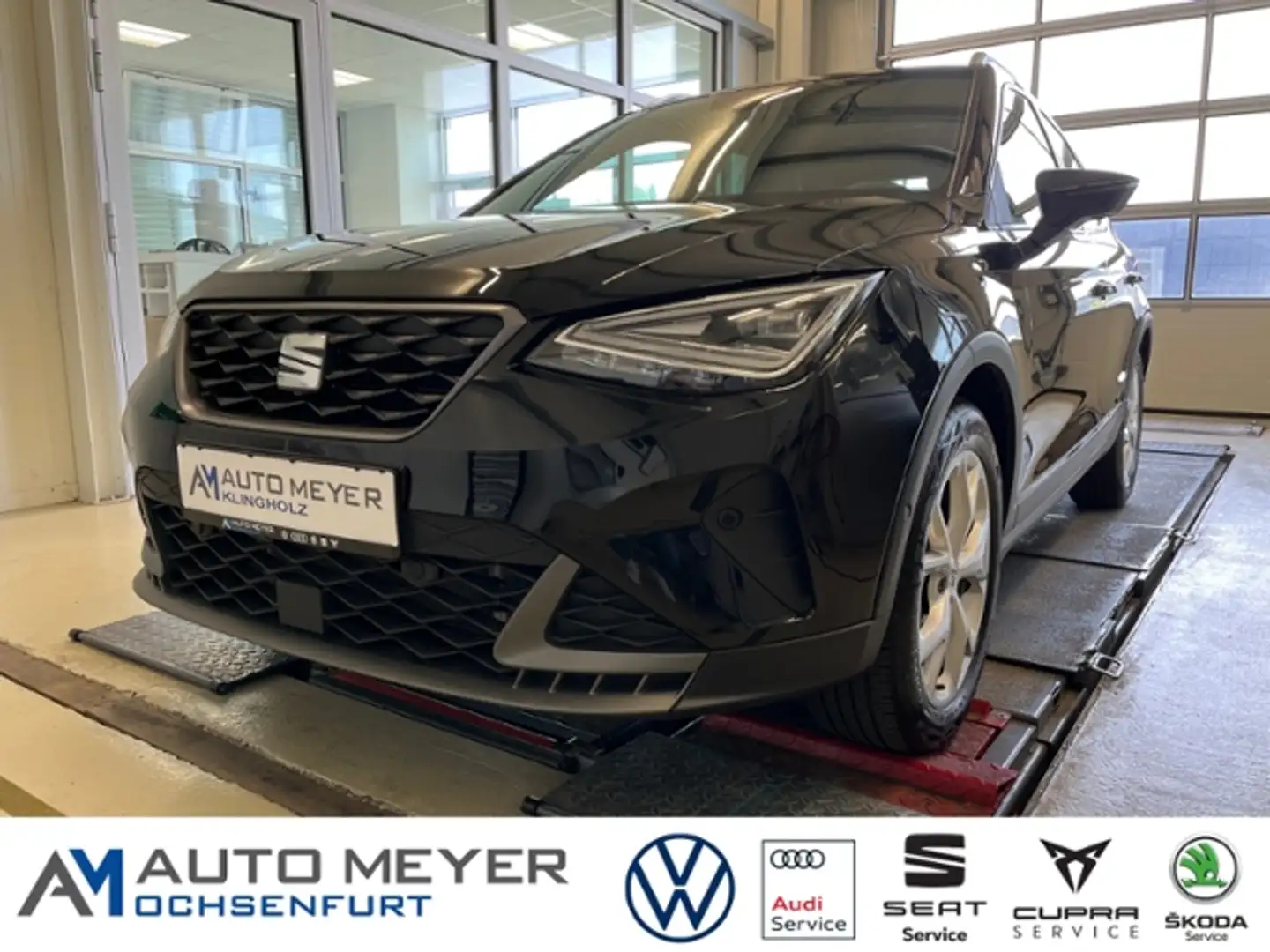 SEAT Arona FR-Line 1.5 TSI DSG Navi LED Rückfahrkamera SH Noir - 1