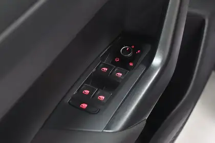 Annonce voiture d'occasion Volkswagen Polo - CARADIZE