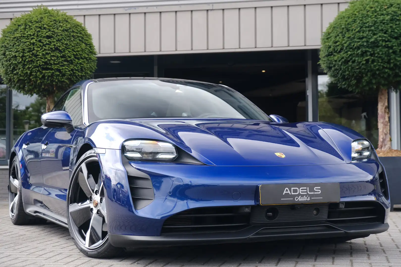 Porsche Taycan 4S Performance Plus 84 kWh Sportdesign Pano HUD Bo Blauw - 1