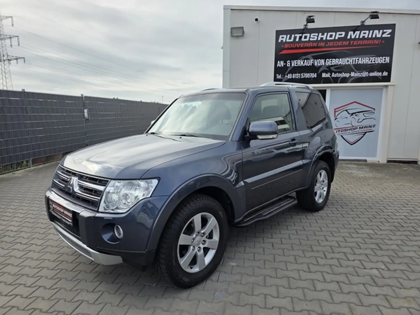 Mitsubishi Pajero 3.2 DI-D **3trg*AHK*2Hand** Gris - 1