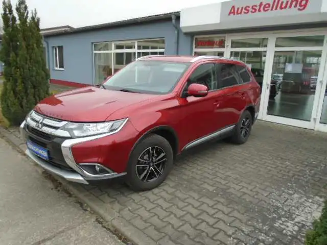 Mitsubishi Outlander Edition 100 2.0 ClearTec 2WD 5-Gang