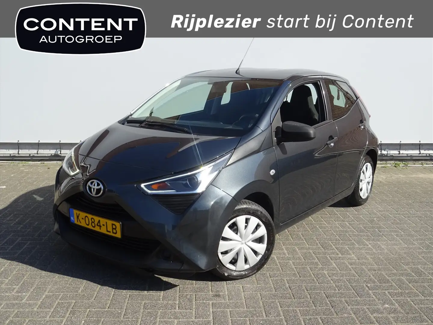 Toyota Aygo 1.0 VVT-i 72pk 5D x-fun / 35.000 KM !!! Grau - 1