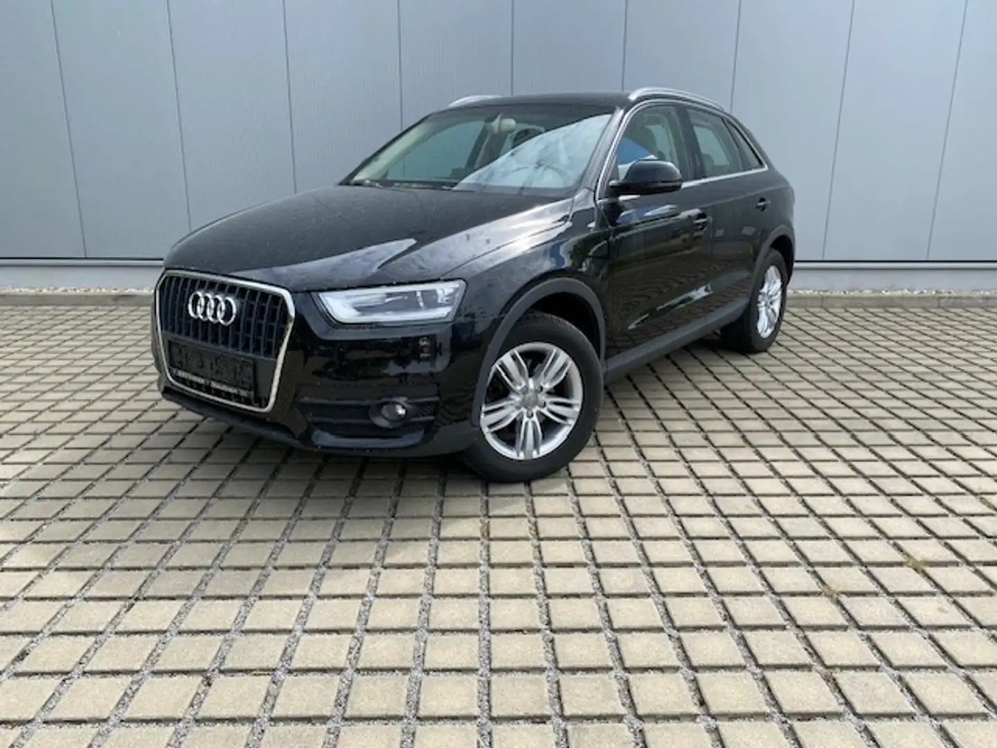 Audi Q3 2.0 TDI AHK/XENON/17-ZOLL/NAVI/GRA/APS/CLIMATRONI Negro - 2