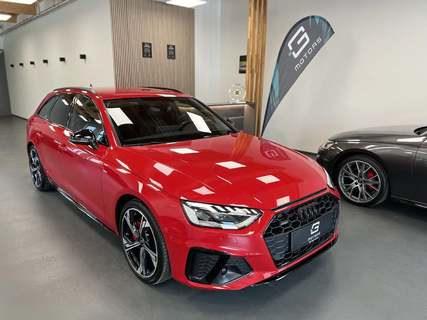 Audi A4 40 TDI SPORT Q COMPETITION TANGOROT B&O MATRIX AHK Rot - 2