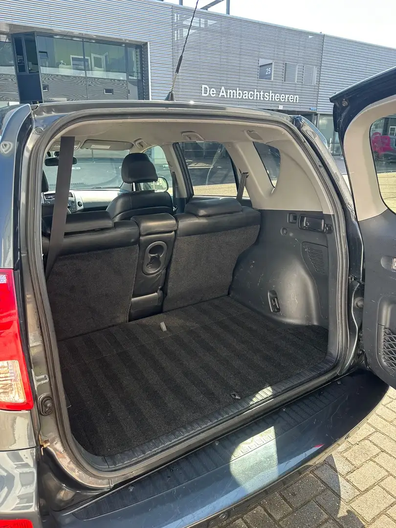Toyota RAV 4 2.0 VVTi Linea Sol Gris - 2