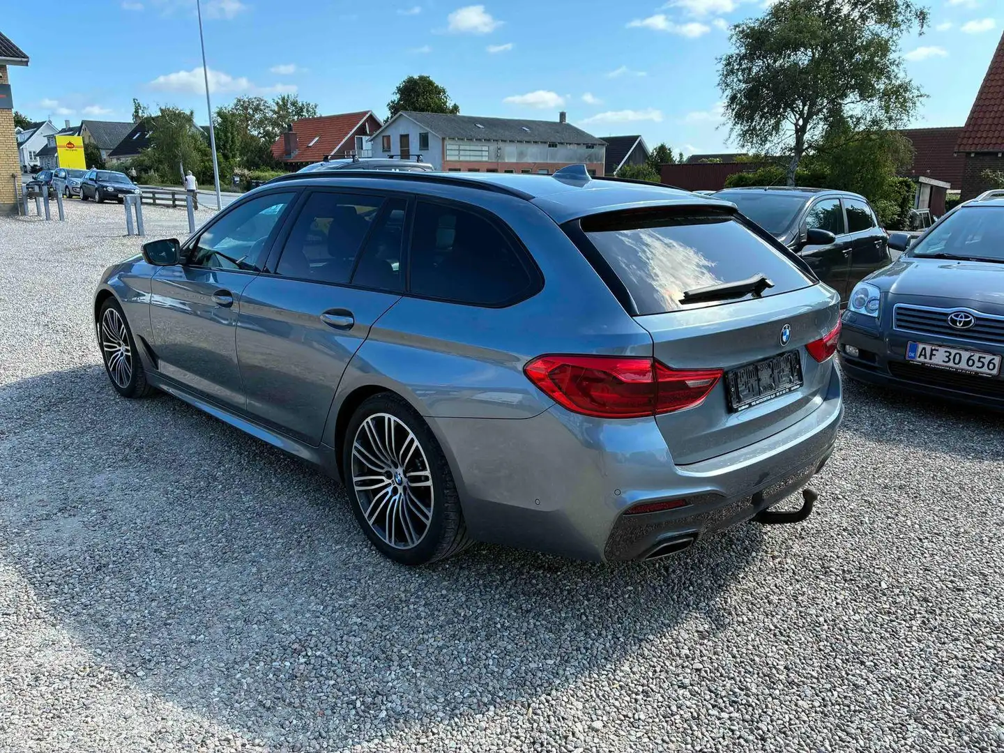 BMW 540 i xDrive M Sport AHK*LED*HuD*CARPLAY*ACC*KAM Blau - 2