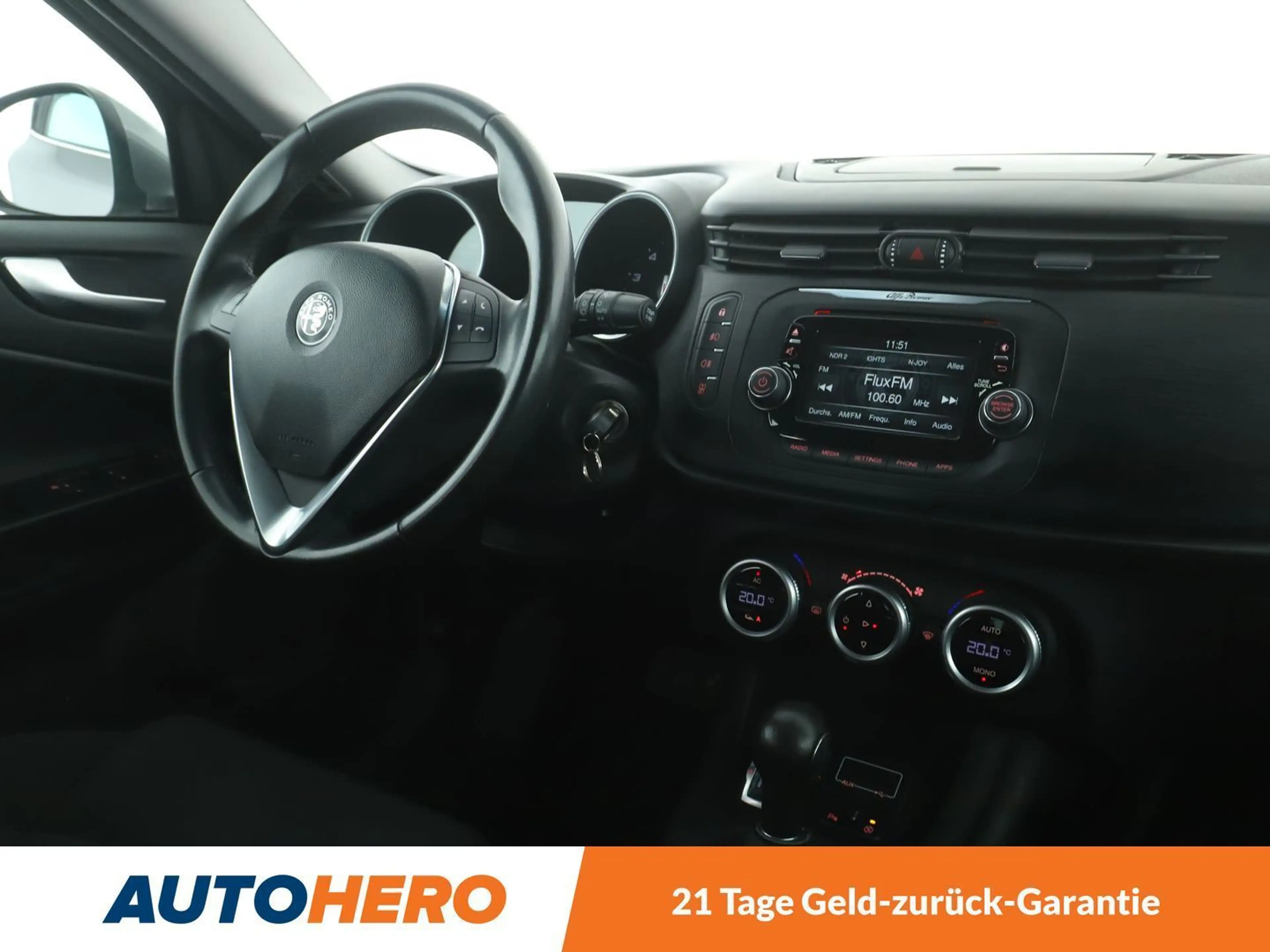Alfa Romeo Giulietta 1.4 Turbo Super Aut*PDC*SHZ*KLIMA*GARANTIE* — photo 13